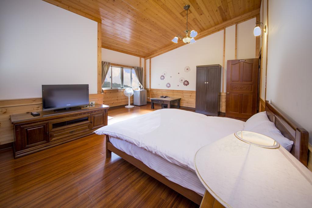 Huansan Hotel Nantou Exterior photo
